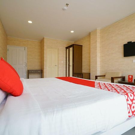 Hotel Heaven Gardens Kochi Exterior foto