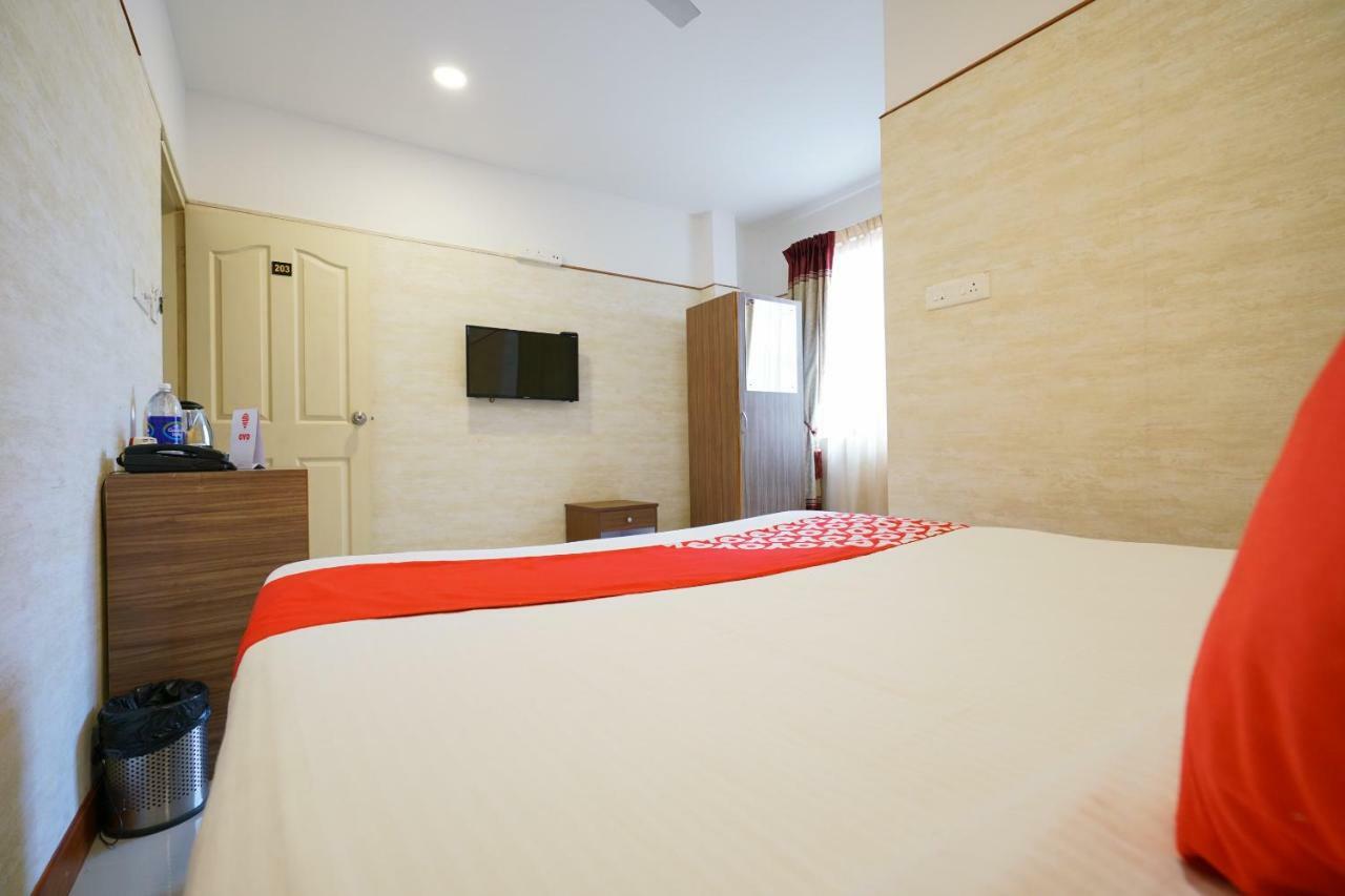 Hotel Heaven Gardens Kochi Exterior foto